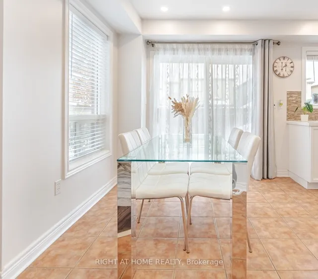 Additional image 11 of 1071 Kennedy Circ