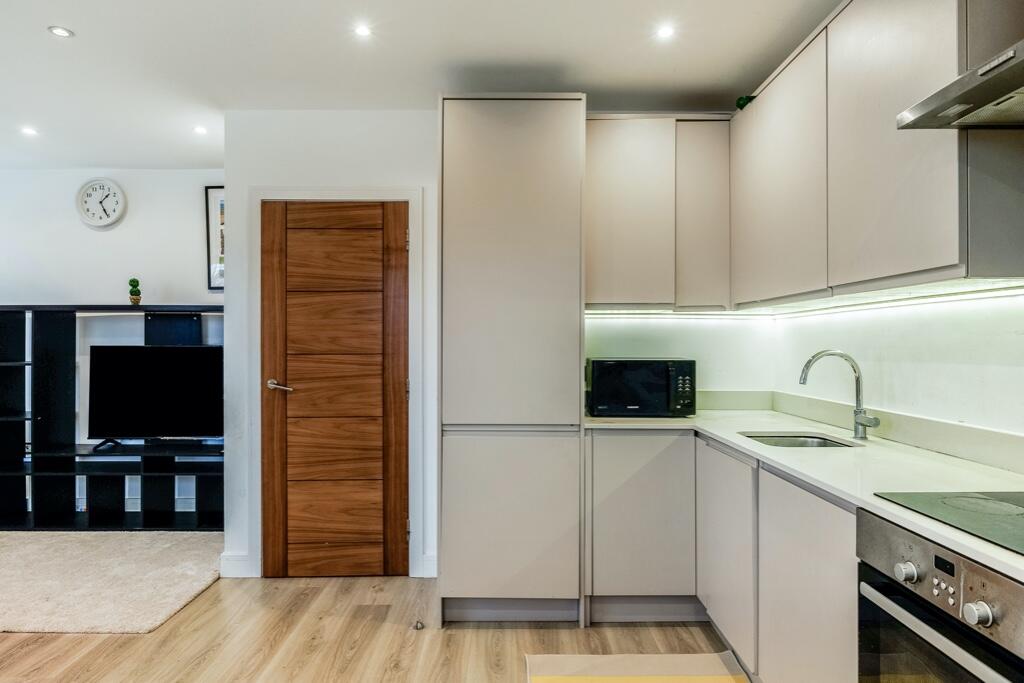 Additional image 23 of Stonehills, Welwyn Garden City, Hertfordshire, AL8