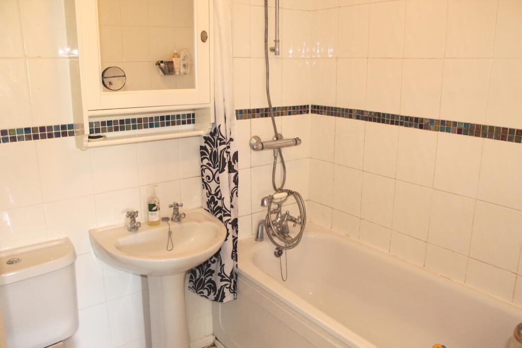 Additional image 6 of Coldharbour Lane, Harpenden, AL5