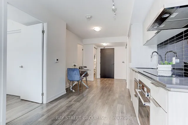 Additional image 31 of 60 Shuter St Unit 1503