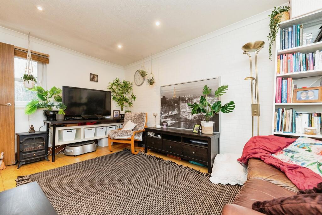 Additional image 4 of Jacobs Ladder, HATFIELD