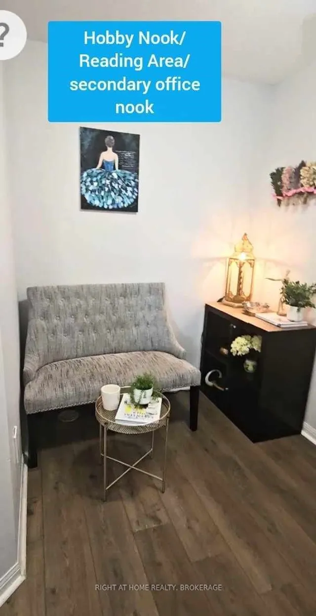 Primary image of 235 SCHREYER Cres