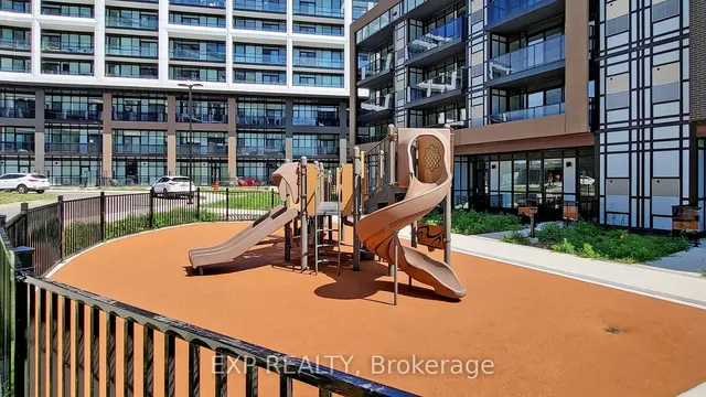 Additional image 32 of 50 George Butchart Dr Unit 715