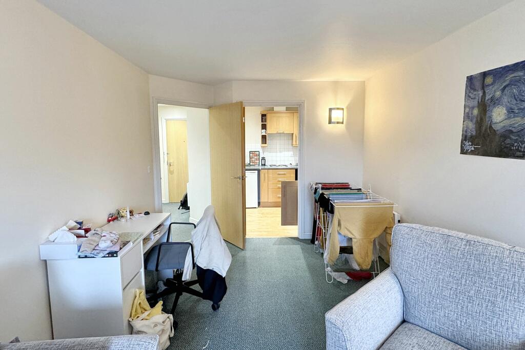 Additional image 5 of Flat 15, Bracknell Court, 4 Lady Bracknell Mews, Birmingham, B31 2FD