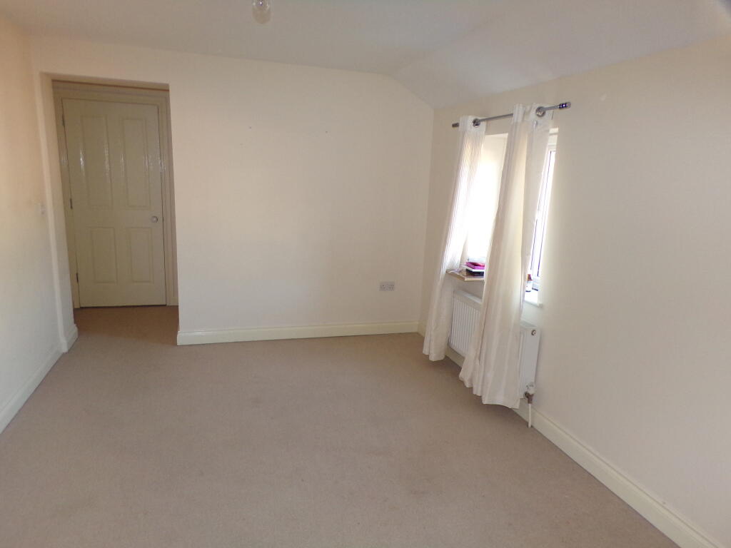 Additional image 3 of Yeovil