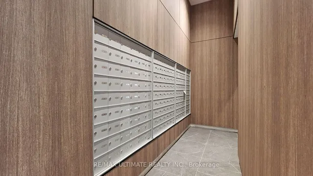 Additional image 5 of 81 Wellesley St Unit 907