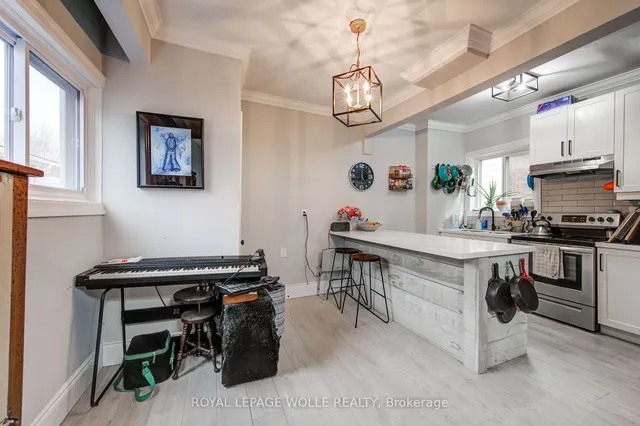 Additional image 5 of 218 Catharine St