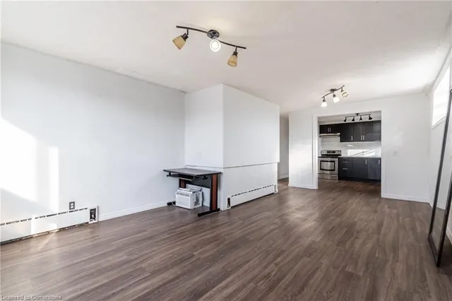 Additional image 10 of 1221-1223 Main St