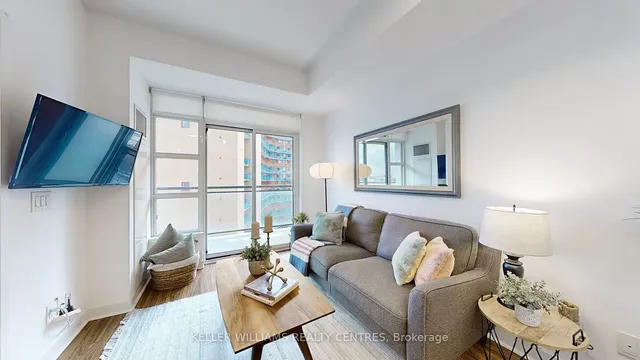 Additional image 5 of 840 Queen's Plate Dr Unit 612