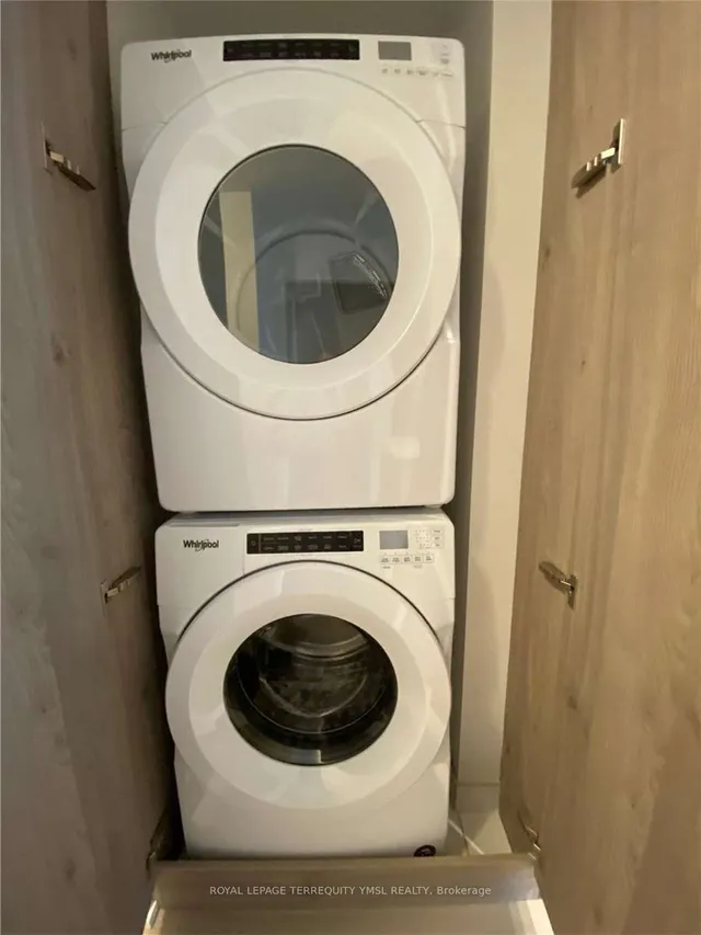 Additional image 12 of 1 Yorkville Ave Unit 1601