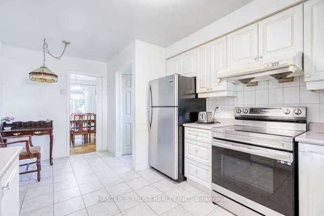 Additional image 17 of 1 Prince Hal Cres