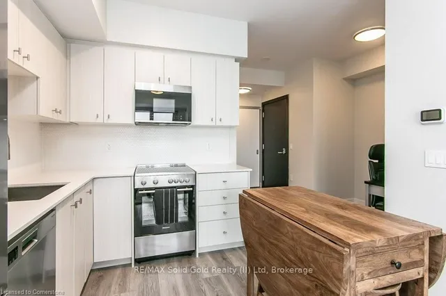 Additional image 9 of 5 Wellington St Unit 1607