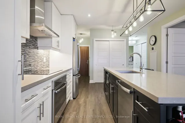 Additional image 9 of 2025 Maria St Unit 902