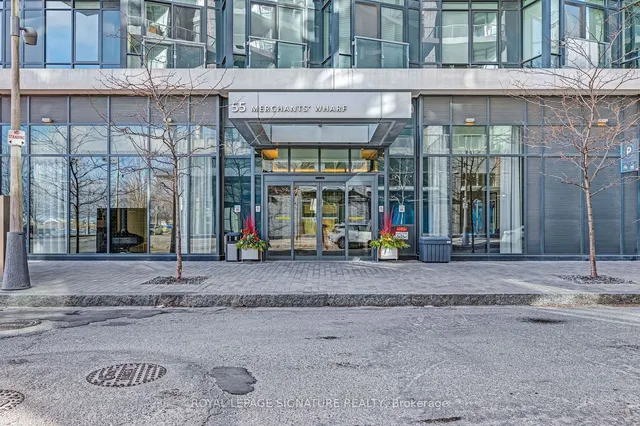 Additional image 32 of 55 Merchants' Wharf Unit 428