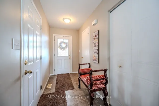 Additional image 6 of 128 Henhoeffer Cres