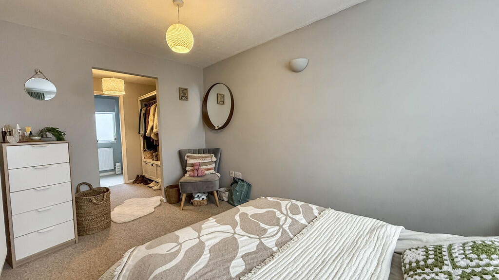 Additional image 10 of Langholm Avenue, Warminster