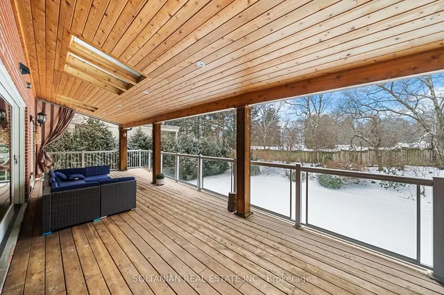 Additional image 18 of 11 Tudor Gate