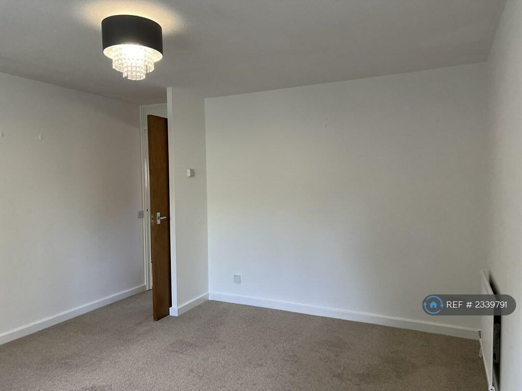 Additional image 7 of Blueberry Close, St Albans, AL3