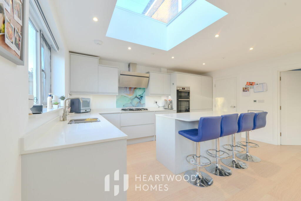 Additional image 4 of Summerfield Close, London Colney, St Albans AL2 1PT