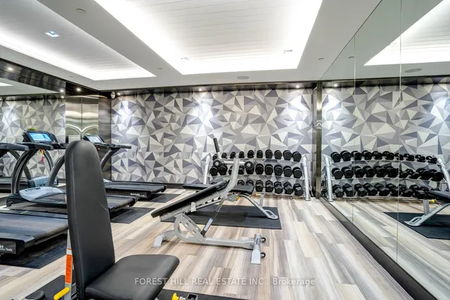 Additional image 25 of 55 Merchants' Wharf Unit 619