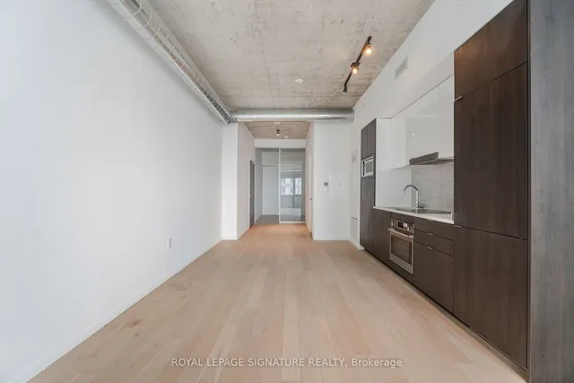 Additional image 12 of 21 Lawren Harris Sq Unit 617