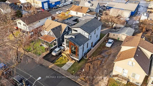 Additional image 36 of 209 Grenfell St