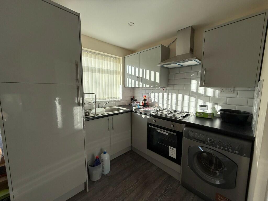 Additional image 8 of Westmead Drive, Oldbury, West Midlands, B68