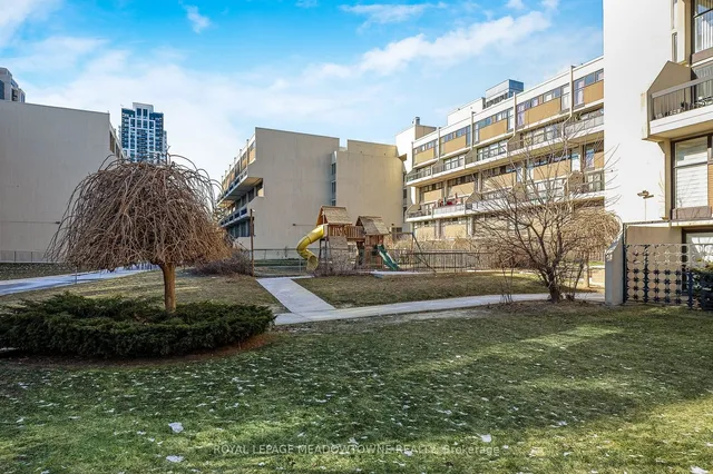 Additional image 36 of 2 Valhalla Inn Rd Unit 215