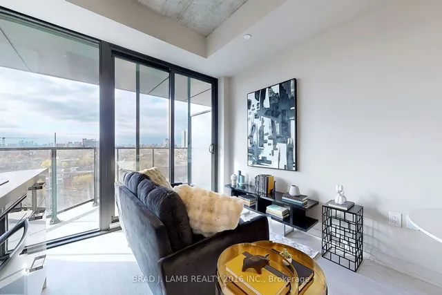 Additional image 4 of 195 McCaul St Unit 913