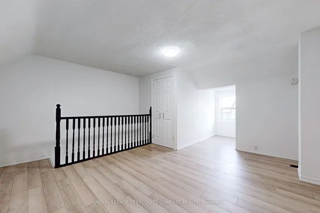 Additional image 32 of 560 Perth Ave