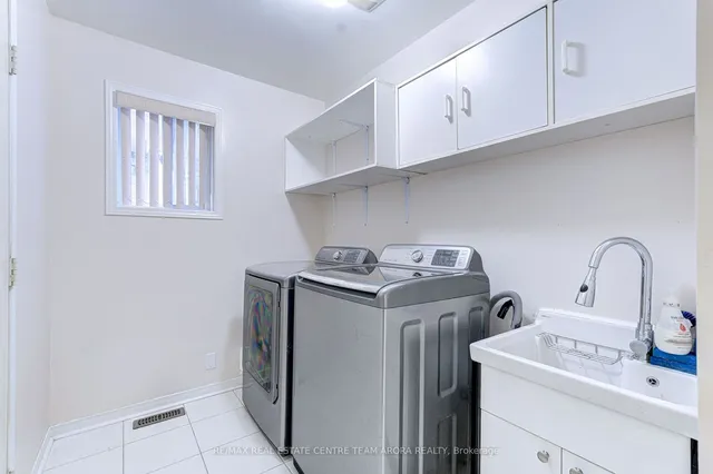 Additional image 30 of 15 Roundstone Dr