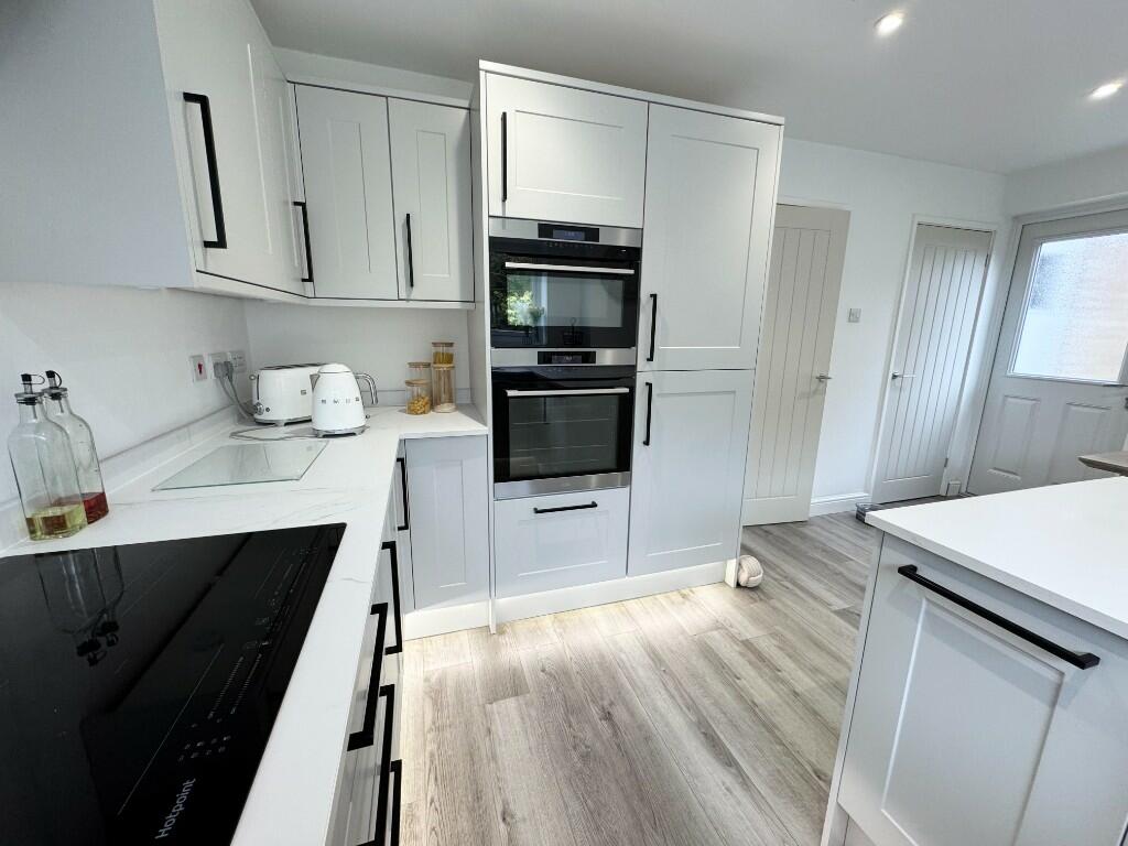 Additional image 5 of Dordon Close, B90