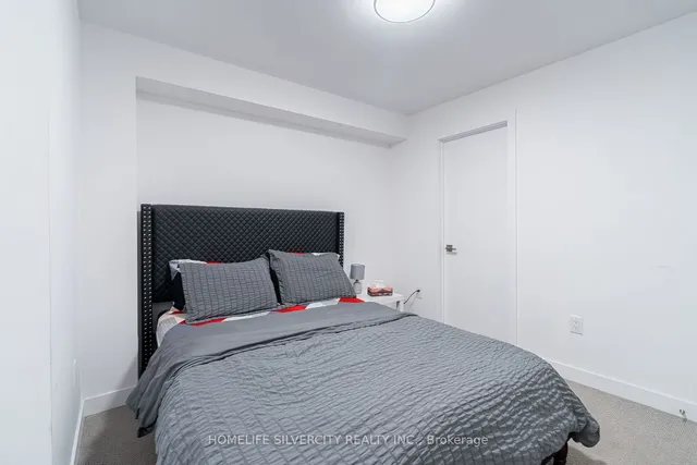 Additional image 18 of 175 Veterans Dr Unit 13