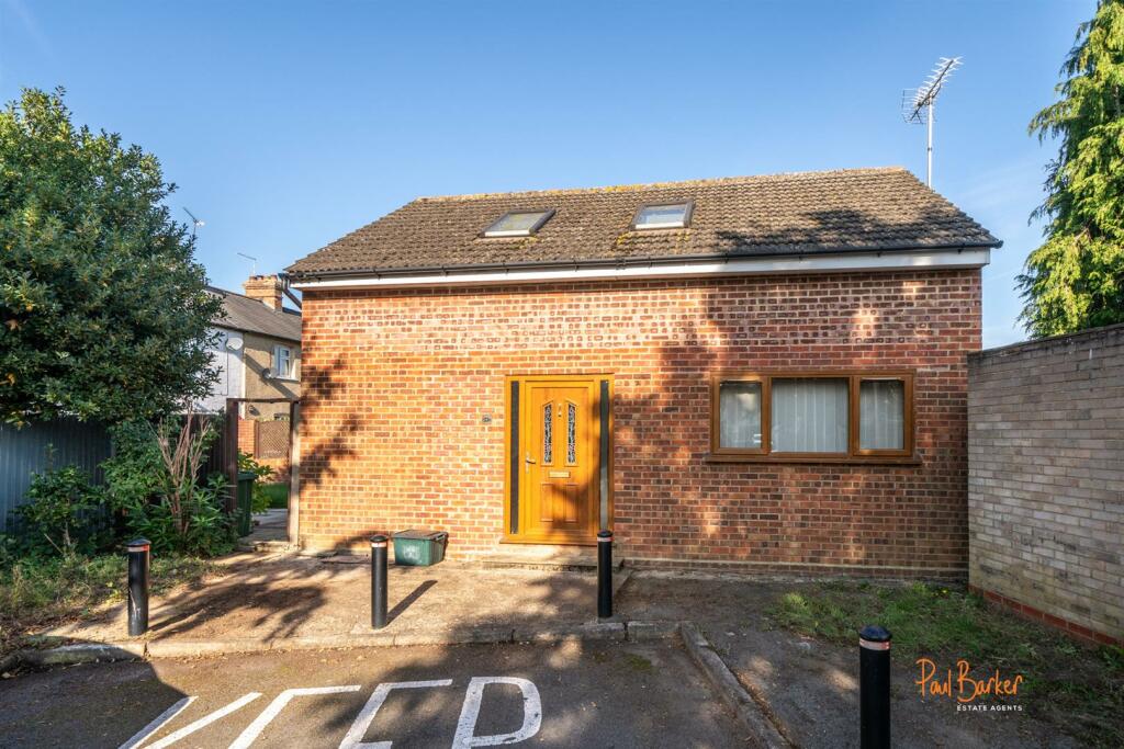 Additional image 20 of Cell Barnes Lane, St. Albans