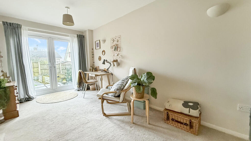 Additional image 8 of Langholm Avenue, Warminster