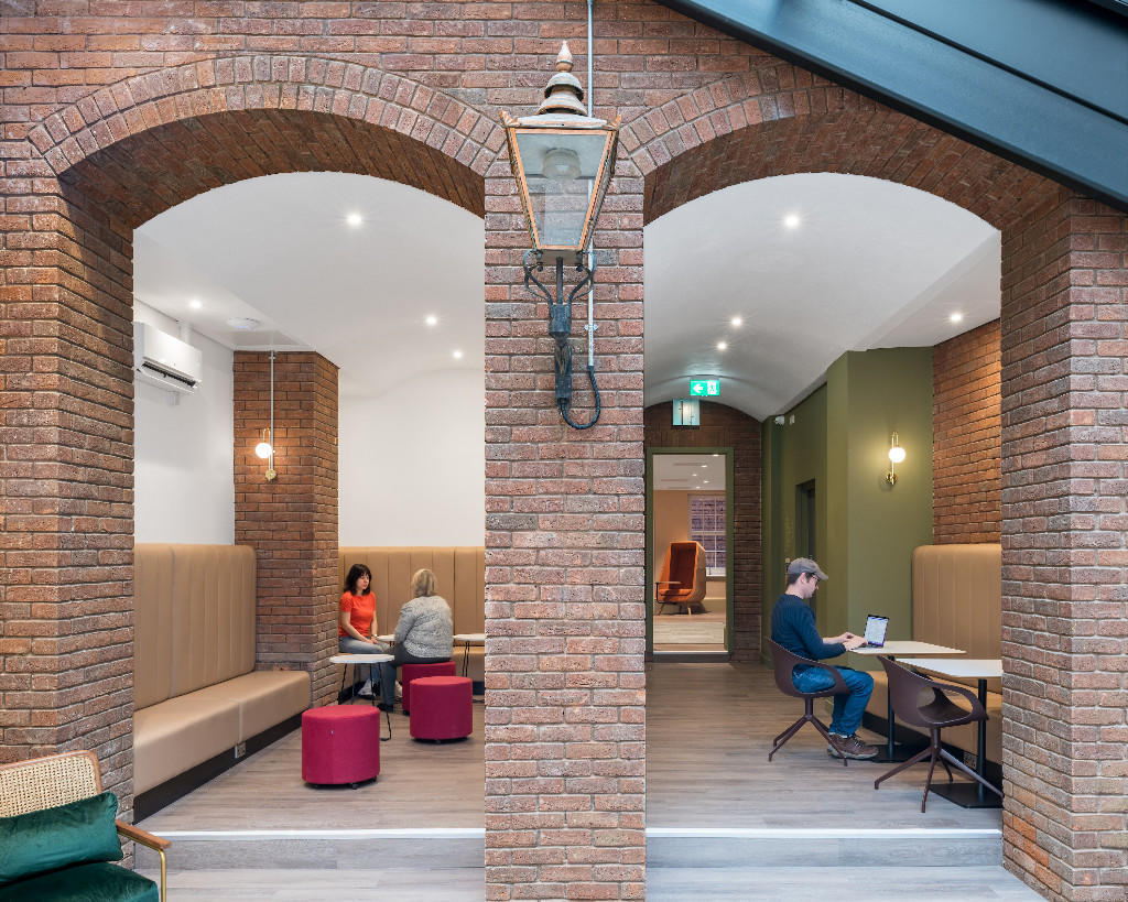 Primary image of 102 Colmore Row, Birmingham, B3