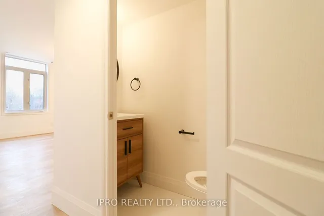 Additional image 7 of 3 Shank St Unit 304