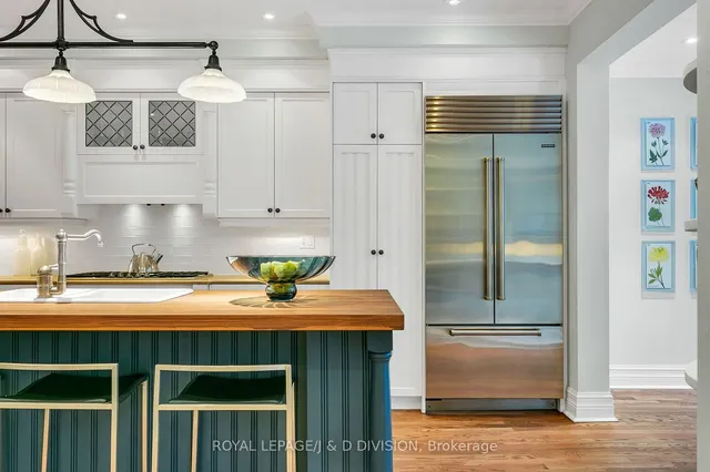 Additional image 9 of 269 Oriole Pkwy