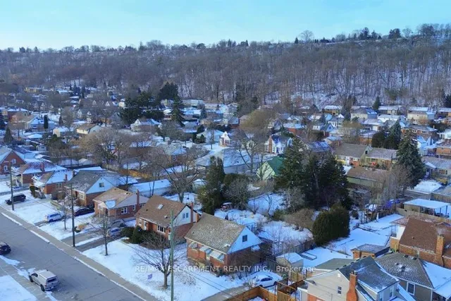 Additional image 28 of 160 Rosedale Ave