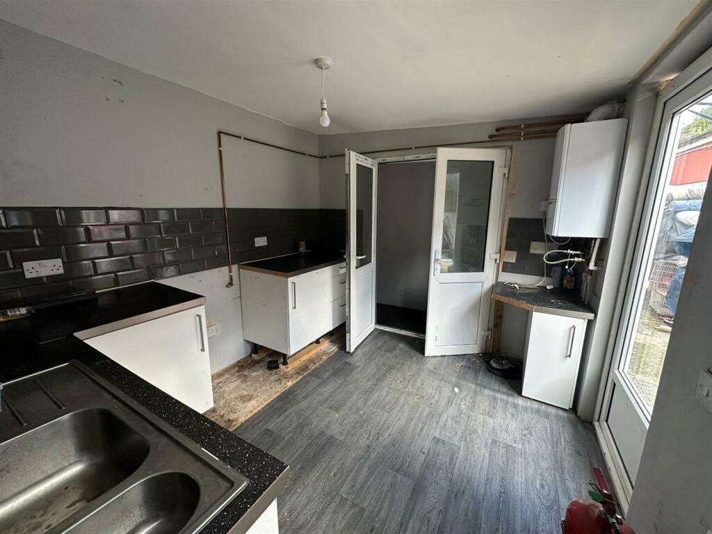 Additional image 2 of Stockwell Road, Birmingham