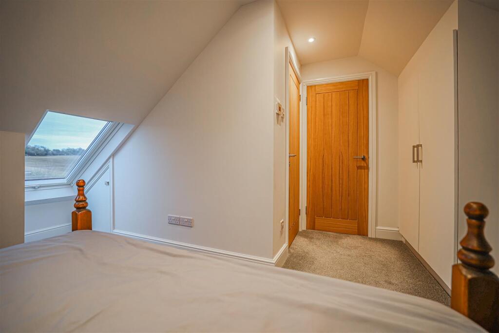 Additional image 26 of Luton Road, Harpenden, AL5