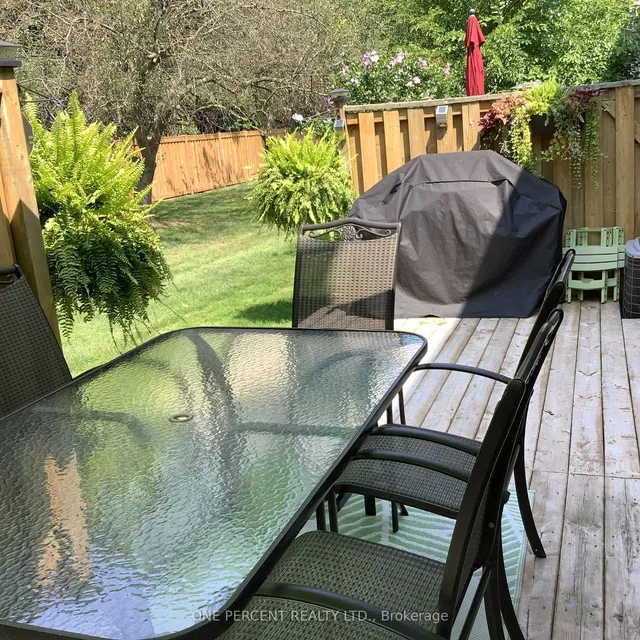 Additional image 29 of 1011 White Oak Dr Unit 1