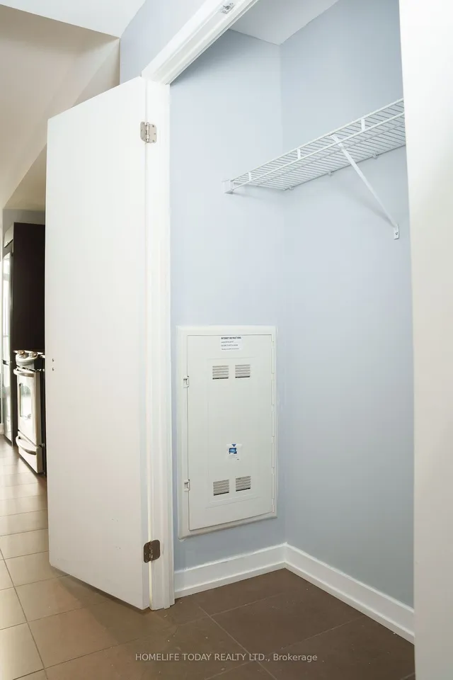 Additional image 8 of 170 Fort York Blvd Unit 1501