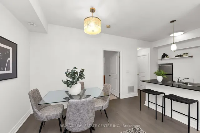 Additional image 12 of 58 Macaulay Ave Unit 302