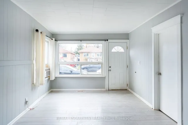 Additional image 4 of 289 Roxborough Ave