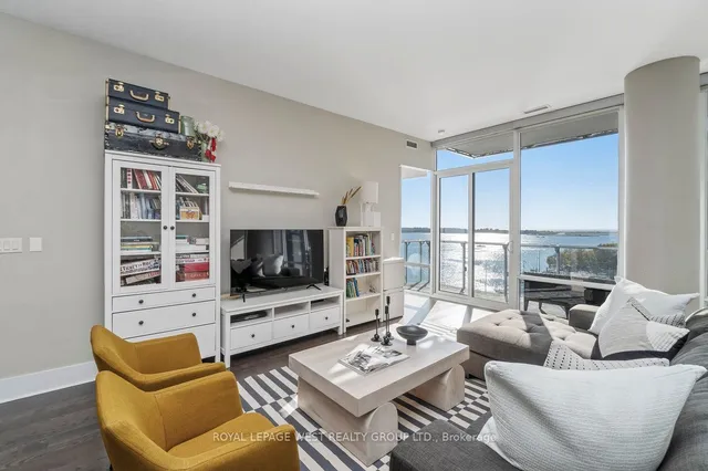 Additional image 6 of 29 Queens Quay Unit 904