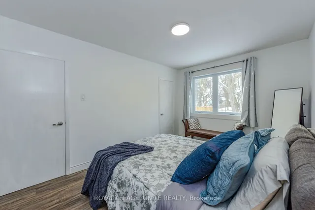 Additional image 16 of 208 Riverplace Cres