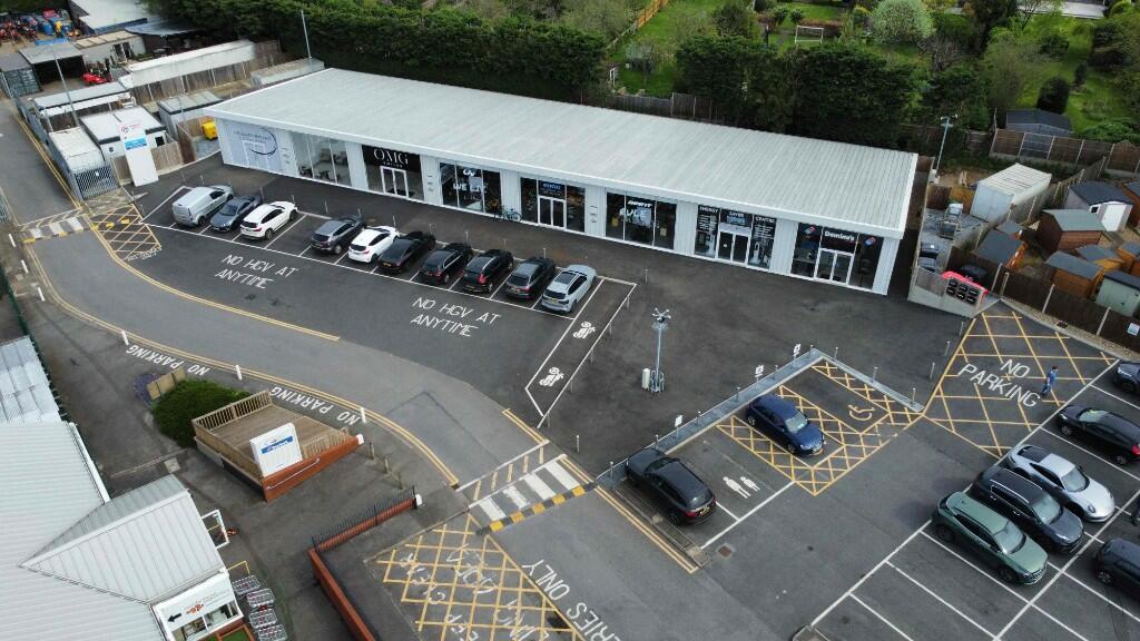 Additional image 7 of Albert Bygrave Retail Park, North Orbital Road, St Albans, AL2 1DL