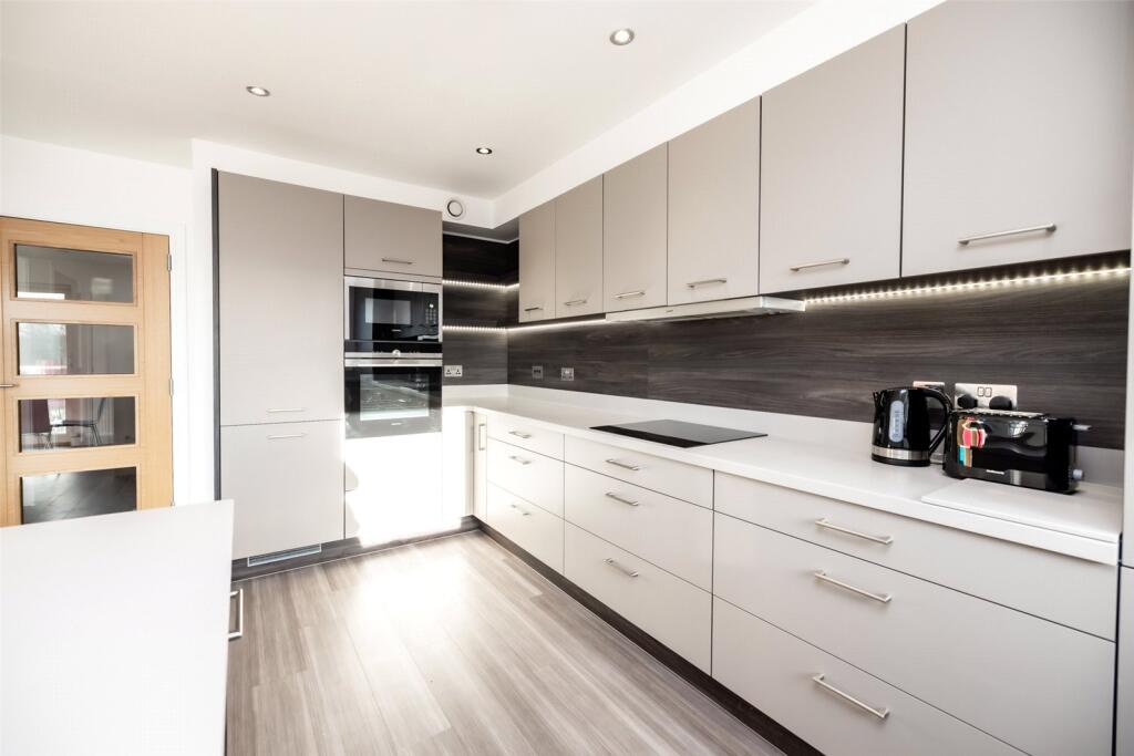 Additional image 3 of May Baird Gardens, Aberdeen, AB25