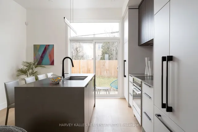 Additional image 8 of 30 Roseland Dr